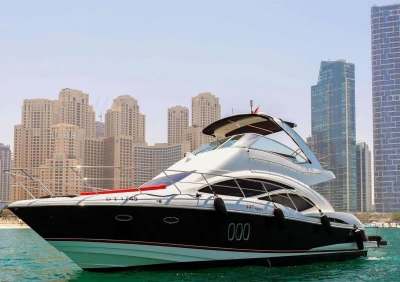 Luxury Private Yacht in Dubai | Capacity for 12